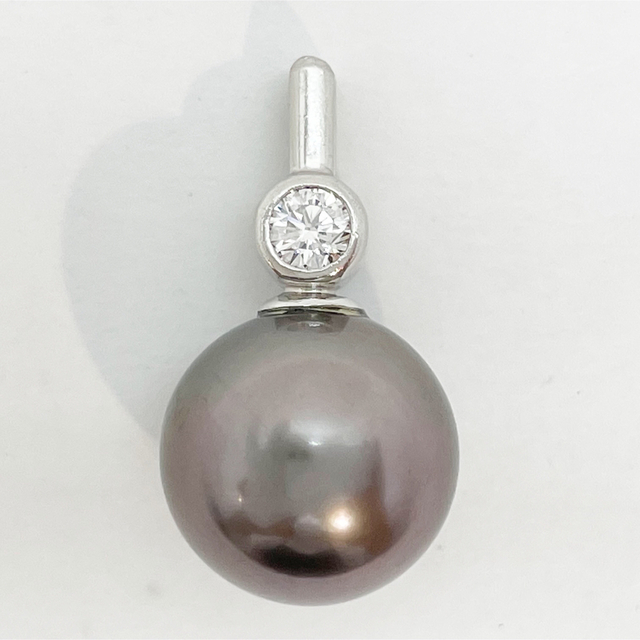 新品同様]Pt900プラチナ天然タヒチパール真珠ダイヤモンドペンダント