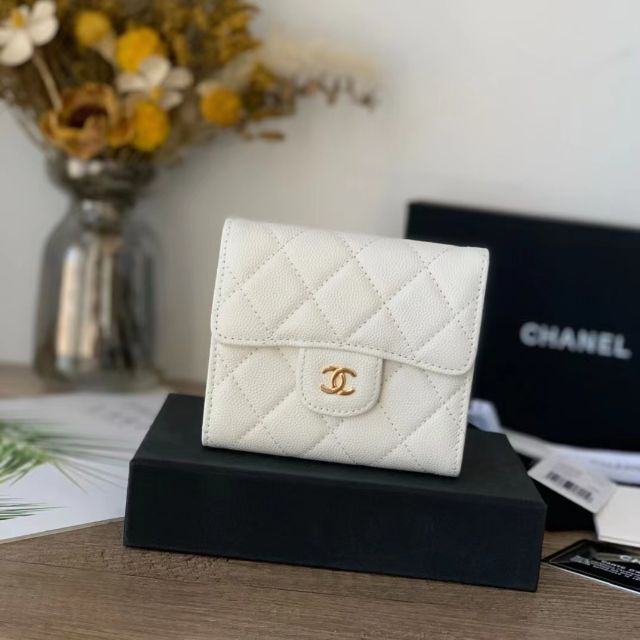 CHANEL シャネル キャビアスキン マトラッセ 三つ折り財布 - www