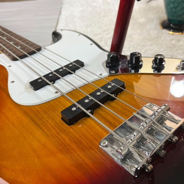 【4260】 BUSKER'S バスカーズ jass bass ジャズベース 楽器のベース(エレキベース)の商品写真