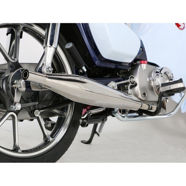 スーパーカブ C125 JA48 / キタコ　クラシックダウンマフラー 自動車/バイクのバイク(パーツ)の商品写真