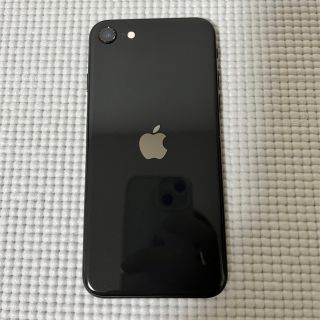 アイフォーン(iPhone)のセール1/7まで！！ 2万円→1万8千円！！ iPhone se2 64GB(スマートフォン本体)