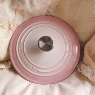 ルクルーゼ(LE CREUSET)の♡ル・クルーゼ♡22センチ鍋蓋パウダーピンク(鍋/フライパン)