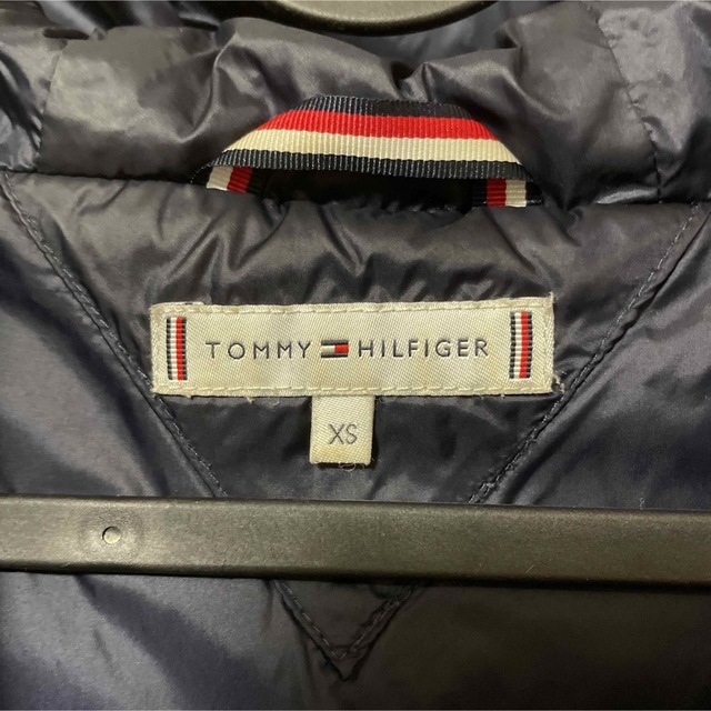 TOMMY HILFIGER(トミーヒルフィガー)のトミーフィルフィガー⭐︎ロングダウンコートNAVY レディースのジャケット/アウター(ダウンコート)の商品写真