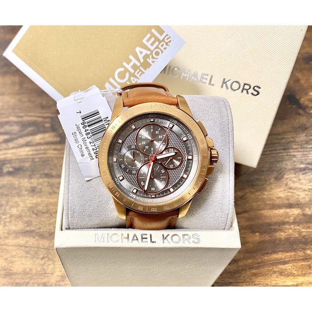 Michael Kors(マイケルコース)の【新品】Michael Kors クロノグラフ ライトブラウン Rykerモデル メンズの時計(腕時計(アナログ))の商品写真