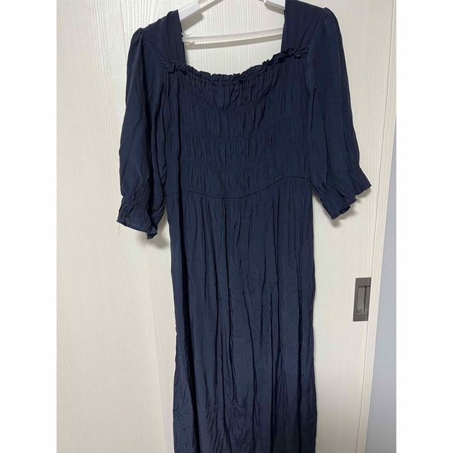 【更に値下げ‼️】clette  ワンピース　ネイビー　4Lサイズ レディースのワンピース(ロングワンピース/マキシワンピース)の商品写真