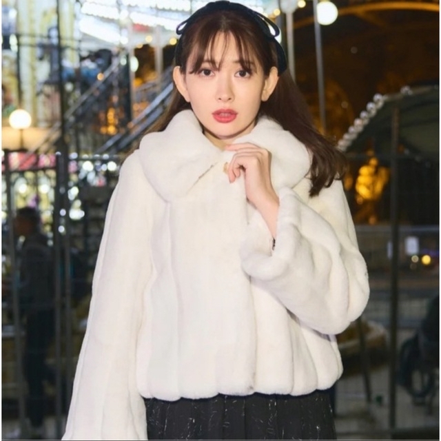 herlipto Winter Love Faux Fur Coat whiteレディース