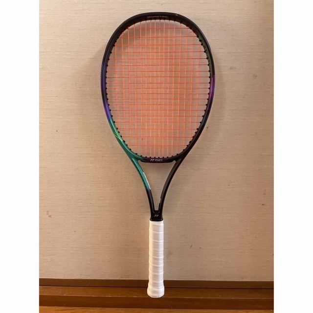 YONEX(ヨネックス)のYONEX VCORE PRO 100(G2) 2022 スポーツ/アウトドアのテニス(ラケット)の商品写真