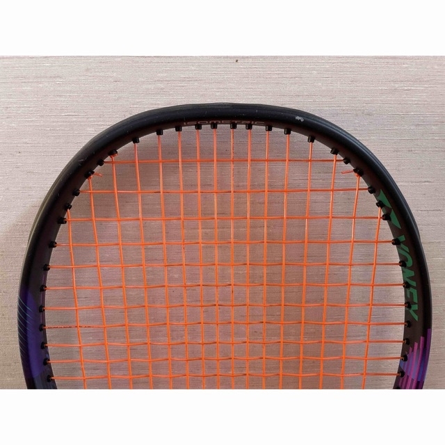 YONEX(ヨネックス)のYONEX VCORE PRO 100(G2) 2022 スポーツ/アウトドアのテニス(ラケット)の商品写真