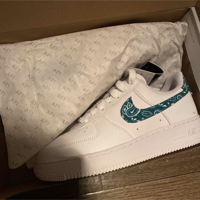 NIKE(ナイキ)のAIR FORCE 1 LOW '07 ESSEN "Green Paisley メンズの靴/シューズ(スニーカー)の商品写真