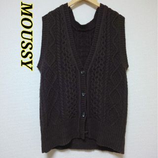 マウジー(moussy)のMOUSSY マウジー ニット ベスト(ニット/セーター)