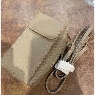 シセイドウ(SHISEIDO (資生堂))の【新品】スマホポーチ　ワタシプラス　ノベルティ(ショルダーバッグ)