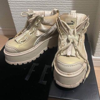 FENTY - fenty puma リアーナ　24cm 厚底　人気　ロンドン購入品