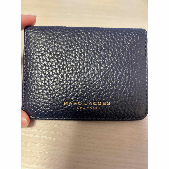 MARC JACOBS(マークジェイコブス)のパスケース レディースのファッション小物(名刺入れ/定期入れ)の商品写真