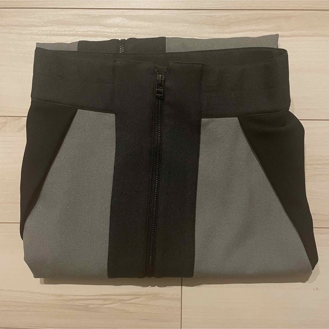【新品】A+Tokyo フロントZIPマルチカラースカート ブラックtitivate