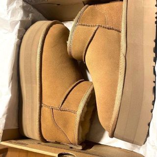UGG - UGG クラシックウルトラミニプラットフォーム 24cm チェスナット ...