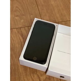 アップル(Apple)のiPhone SE(第２世代) SIMフリー(スマートフォン本体)