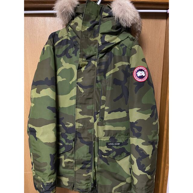 CANADA GOOSE(カナダグース)のカナダグースダウンジャケット　迷彩柄 メンズのジャケット/アウター(ダウンジャケット)の商品写真