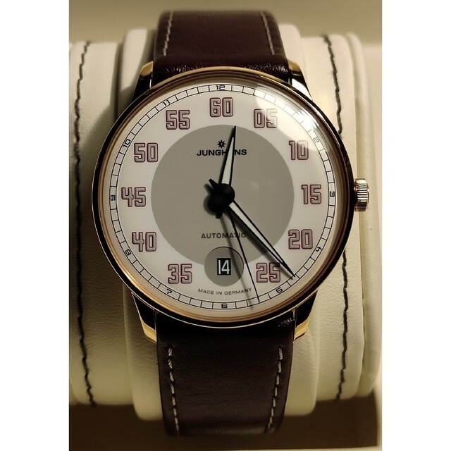 熱い販売 JUNGHANS 2022年9月購入 定価162800円ユンハンス マイスター