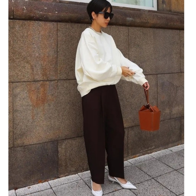 新品未使用！machatt tuck pleats cropped shirt