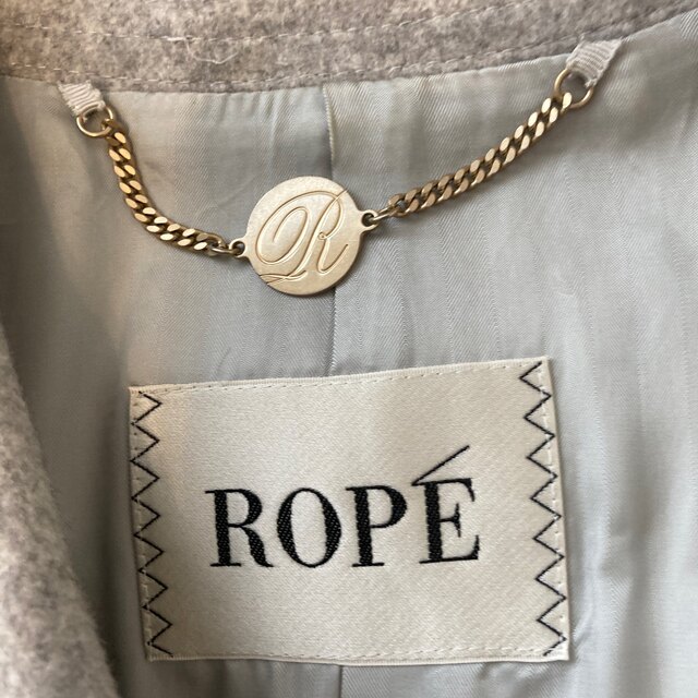 Adam et Rope'(アダムエロぺ)のROPE ロングコート　グレー　38 レディースのジャケット/アウター(ロングコート)の商品写真