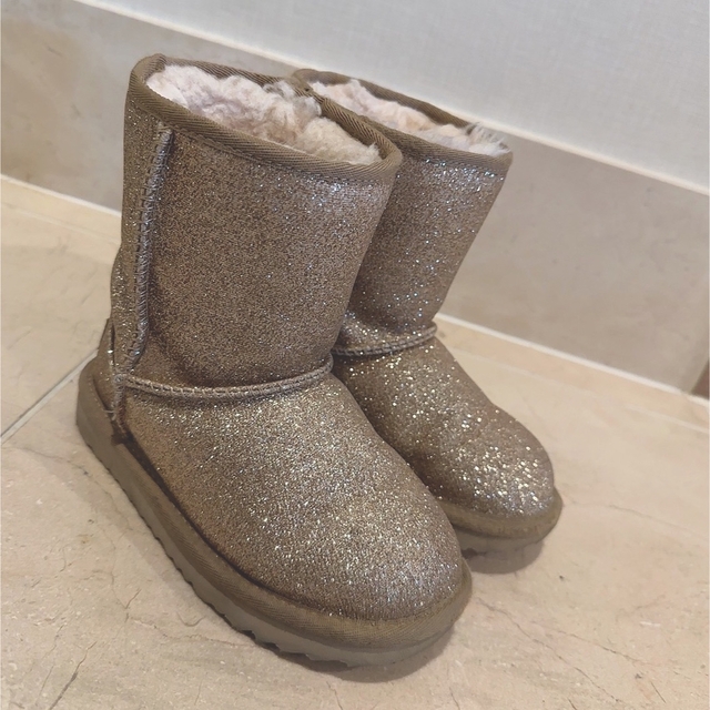 UGG キッズ