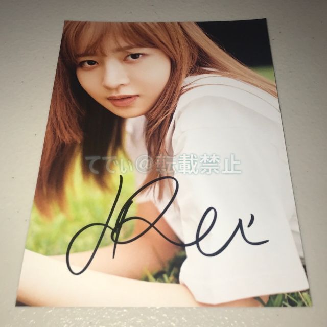 IVE レイ 直筆サイン「After LIKE」スチール写真の通販 by てで IVE レイ 直筆サイン「After LIKE」スチール写真の通販 by てで