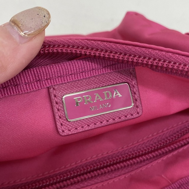 本日まで!極美品 プラダ ナイロンポーチ ピンク コスメポーチ PRADA