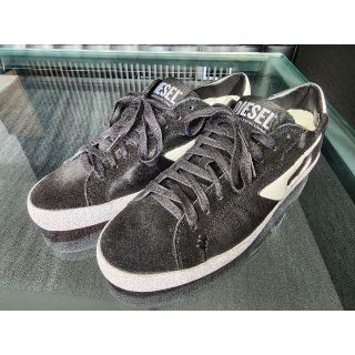 ディーゼル(DIESEL)のDIESEL ローカット　スニーカー　黒／白　28.5ｃｍ(スニーカー)