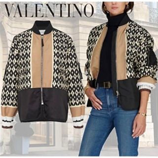 ヴァレンティノ(VALENTINO)の専用！VALENTINO ロゴ ボンバージャケット 2021(ブルゾン)