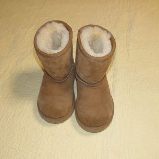 アグ(UGG)のUGG キッズ　ブーツ　15 ムートン　アグ(ブーツ)