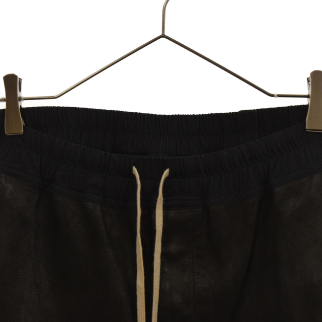 Rick Owens(リックオウエンス)のRick Owens リックオウエンス 14AW MOODY DRAWSTRING LEATHER TROUSERS ドローストリング レザー サルエル ロングパンツ トラウザー ブラック RU14F2380-LT メンズのパンツ(その他)の商品写真