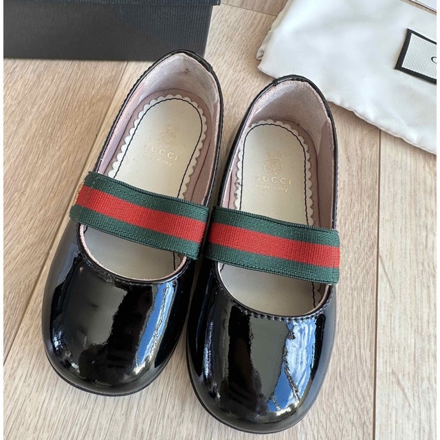 Gucci(グッチ)のGUCCI ベビー　フラットバレエシューズ キッズ/ベビー/マタニティのベビー靴/シューズ(~14cm)(フラットシューズ)の商品写真