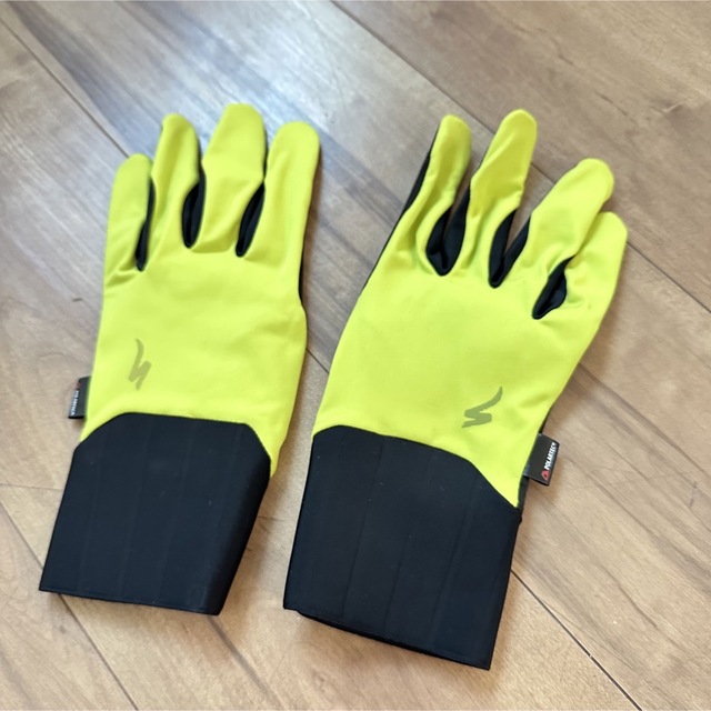 濃いピンク系統 SPECIALIZED Hyperviz レースジャケット 防風 防水