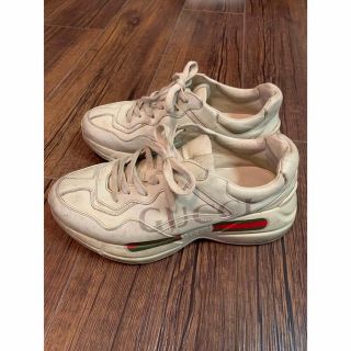 グッチ(Gucci)のGUCCI スニーカー(スニーカー)