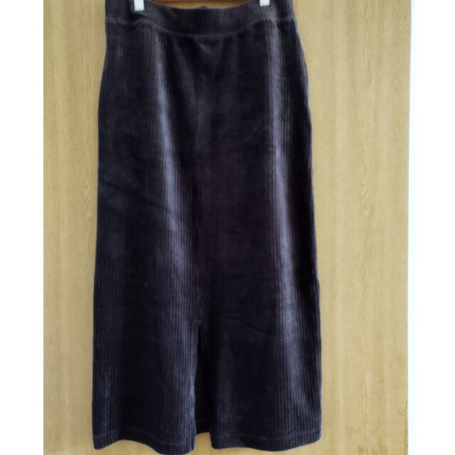 UNIQLO(ユニクロ)のユニクロこげ茶ロングスカート レディースのスカート(ロングスカート)の商品写真