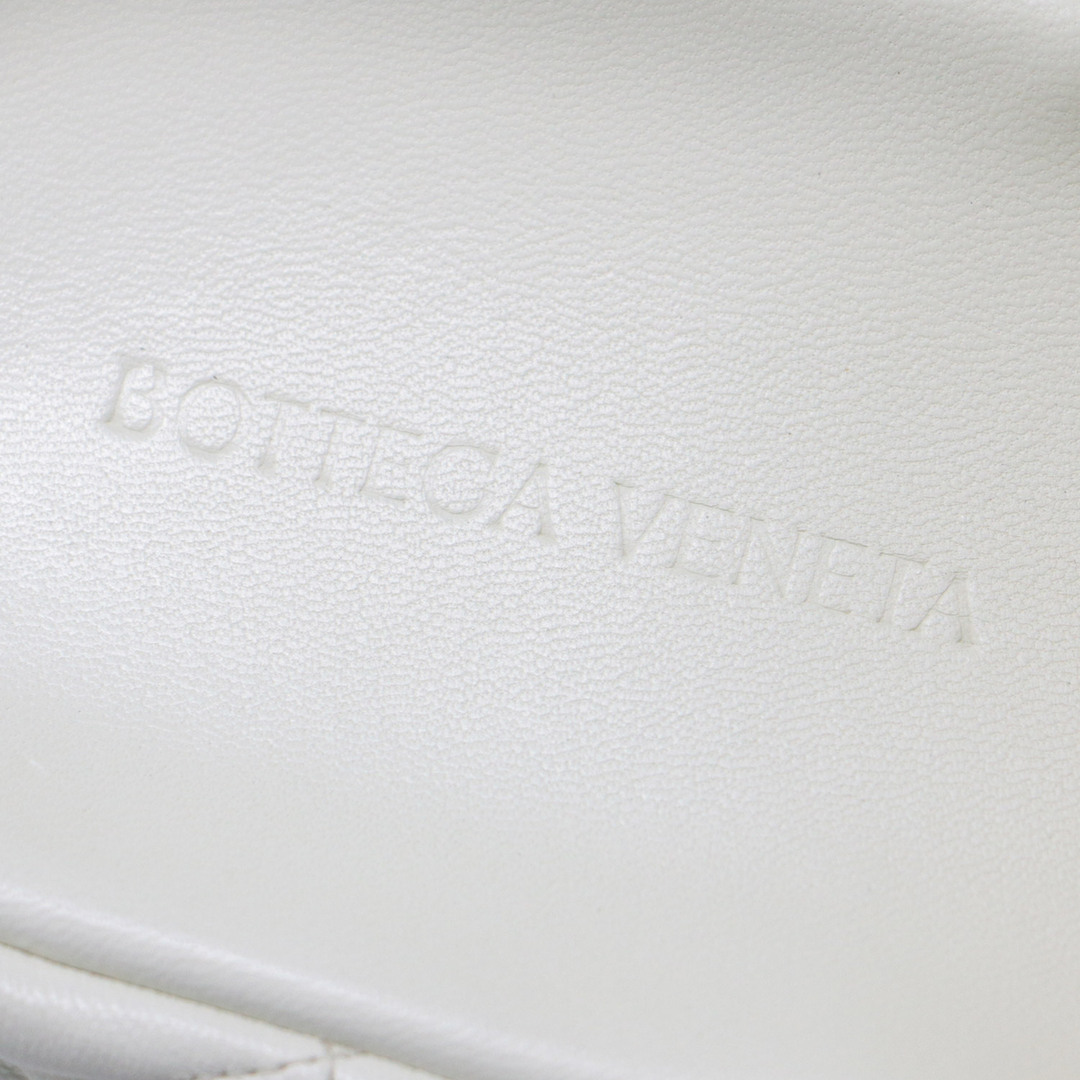 BOTTEGA VENETA ボッテガヴェネタ サンダル シューズ 靴 ホワイト 白 37 24cm フラット 厚底 ラウンドトゥ キルティング レザー パデッド 春夏 ウェッジソール かわいい おしゃれ 女性 ガーリー フェミニン きれいめ カジュアル 【レディース】【美品】【K3583】靴/シューズ