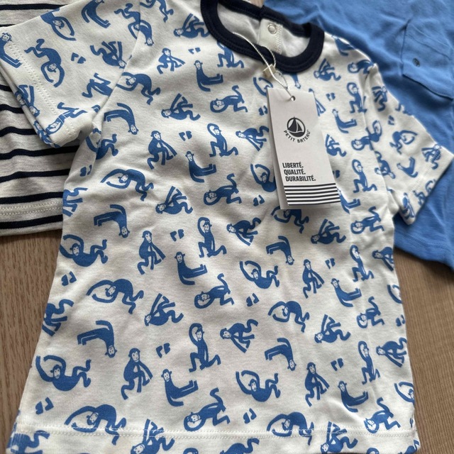 PETIT BATEAU(プチバトー)のプチバトー　半袖Tシャツ3点セット キッズ/ベビー/マタニティのベビー服(~85cm)(Ｔシャツ)の商品写真