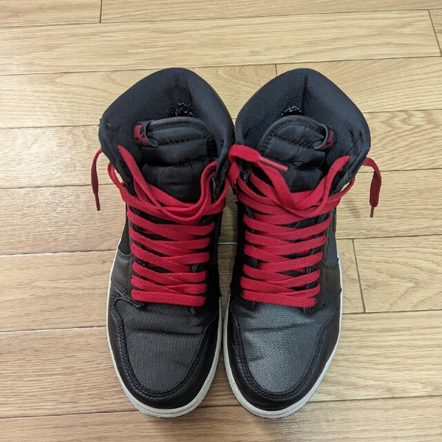 NIKE(ナイキ)のaj1 black satin 26.5 中古 メンズの靴/シューズ(スニーカー)の商品写真