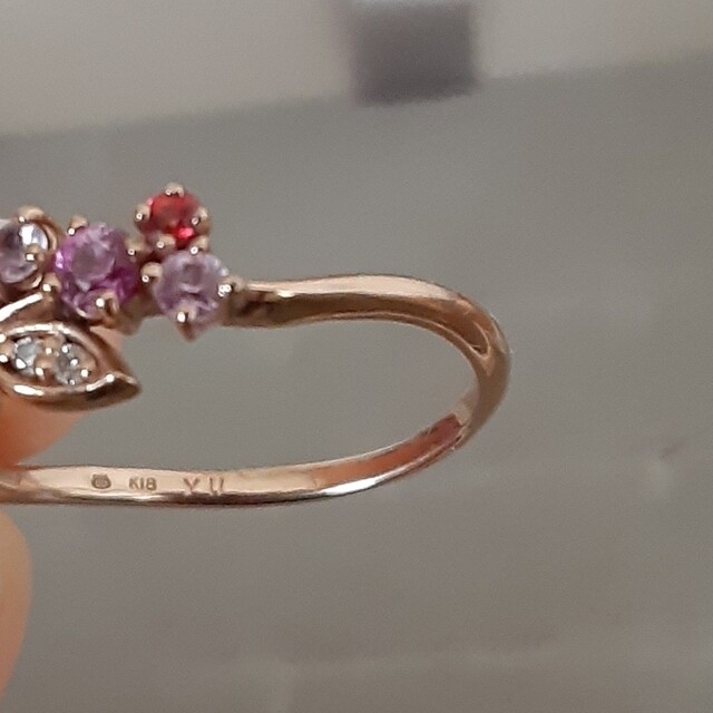 ベーネ・ベーネ　k18　ルビー　ピンクサファイア　ダイヤモンド　リング レディースのアクセサリー(リング(指輪))の商品写真