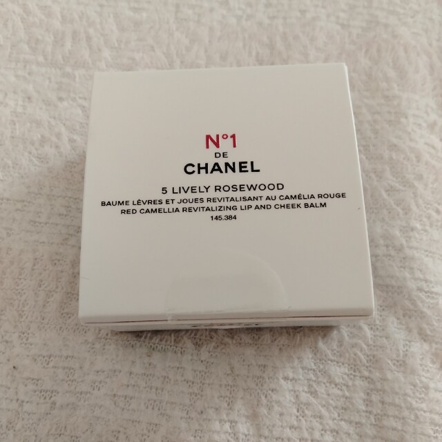 CHANEL　リップ＆チーク　ボーム　N°1 ドゥシャネル