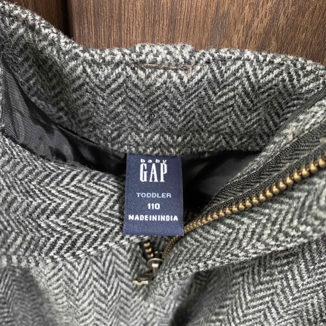 GAP(ギャップ)のキッズ　パンツ　サイズ110     卒園式などに キッズ/ベビー/マタニティのキッズ服男の子用(90cm~)(ドレス/フォーマル)の商品写真