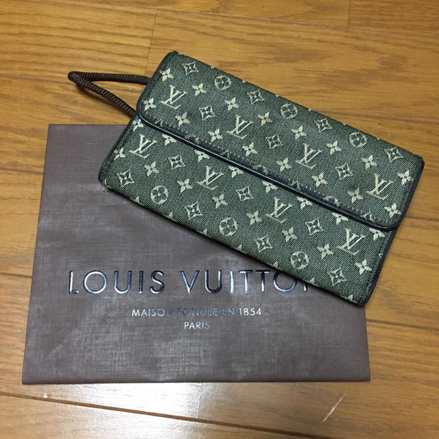 LOUIS VUITTON(ルイヴィトン)のルイヴィトン 2つ折り 長財布 レディースのファッション小物(財布)の商品写真