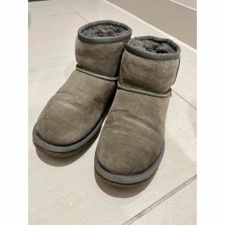 アグ(UGG)のUGG ムートンブーツ　クラシックミニ(ブーツ)