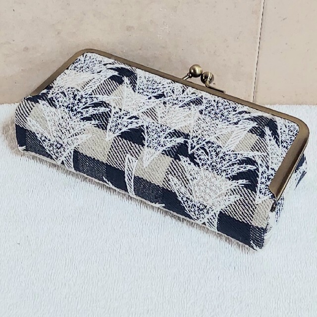 ハンドメイド ミナペルホネン 18センチ浅型がま口BOXポーチ ハンドメイド ミナペルホネン 18センチ浅型がま口BOXポーチ