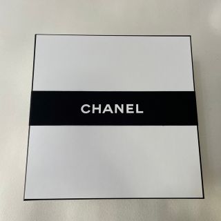 シャネル(CHANEL)のCHANEL シャネル　空箱　小物入れ 正方形(小物入れ)