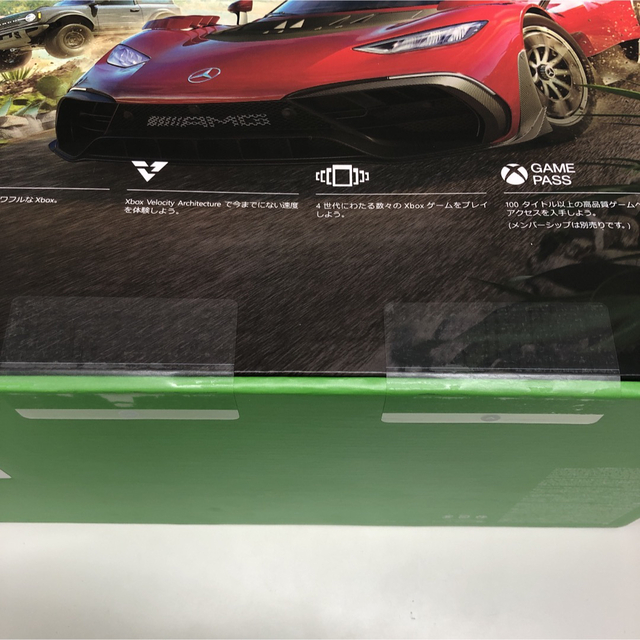 Xbox(エックスボックス)のMicrosoft Xbox Series X 新品未開封　店舗印　保証付 エンタメ/ホビーのゲームソフト/ゲーム機本体(家庭用ゲーム機本体)の商品写真