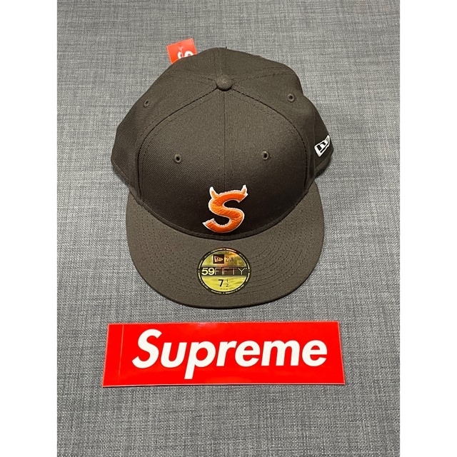 7 1/2 茶 Supreme 22FW S Logo New Era Cap - キャップ