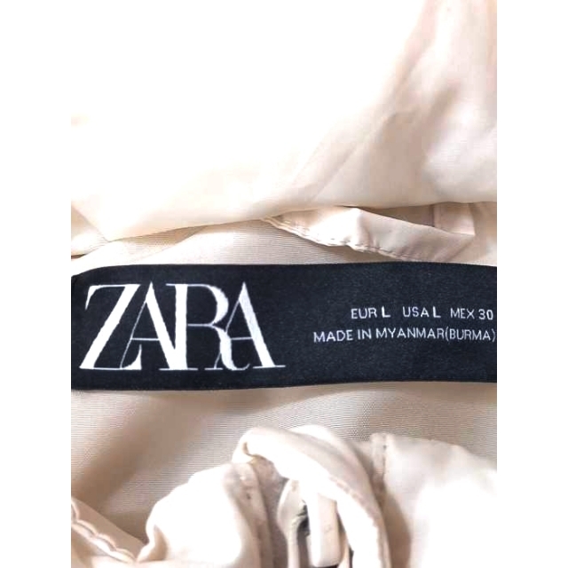 ZARA(ザラ)のZARA(ザラ) サイドリブ ジップアップ フーデッド中綿ベスト レディース レディースのジャケット/アウター(その他)の商品写真