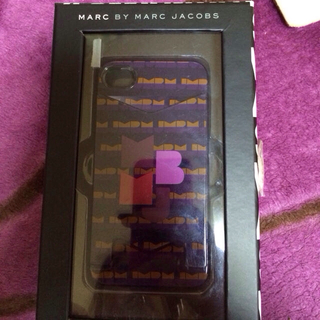 マークジェイコブス(MARC JACOBS)のマークのiPhoneケース。送料込み(モバイルケース/カバー)