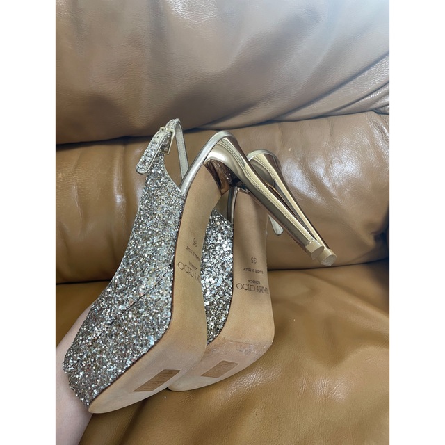 レディースJimmyChoo ジミーチュウ　パンプス 35サイズ　新品未使用